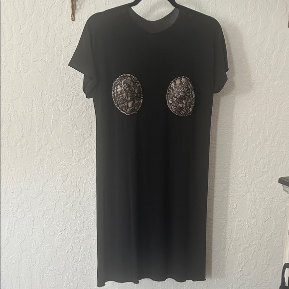 Dresses & Skirts - Black Lace Detail T-Shirt Dress